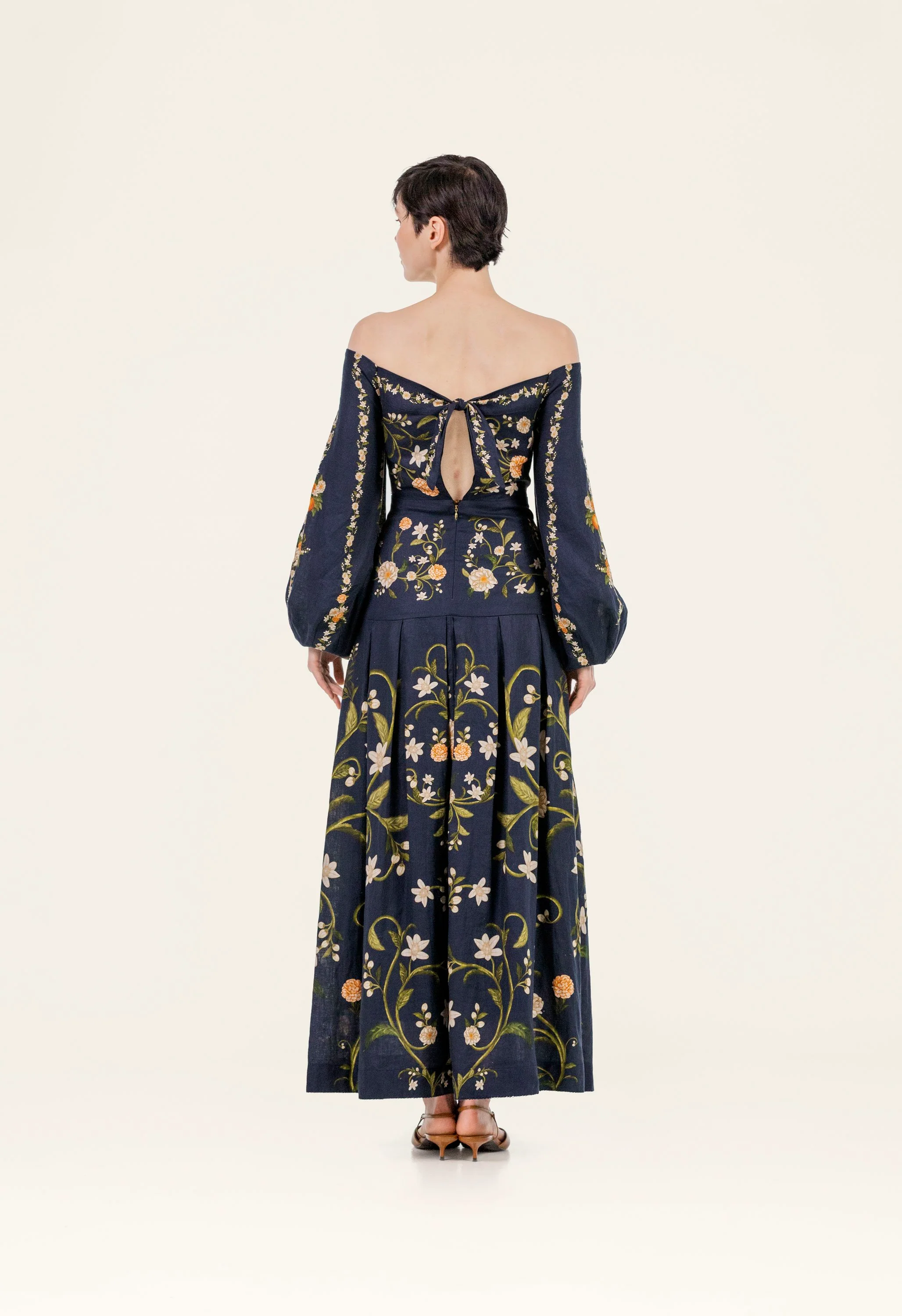 Senlis Valle Maxi Dress - Image 3