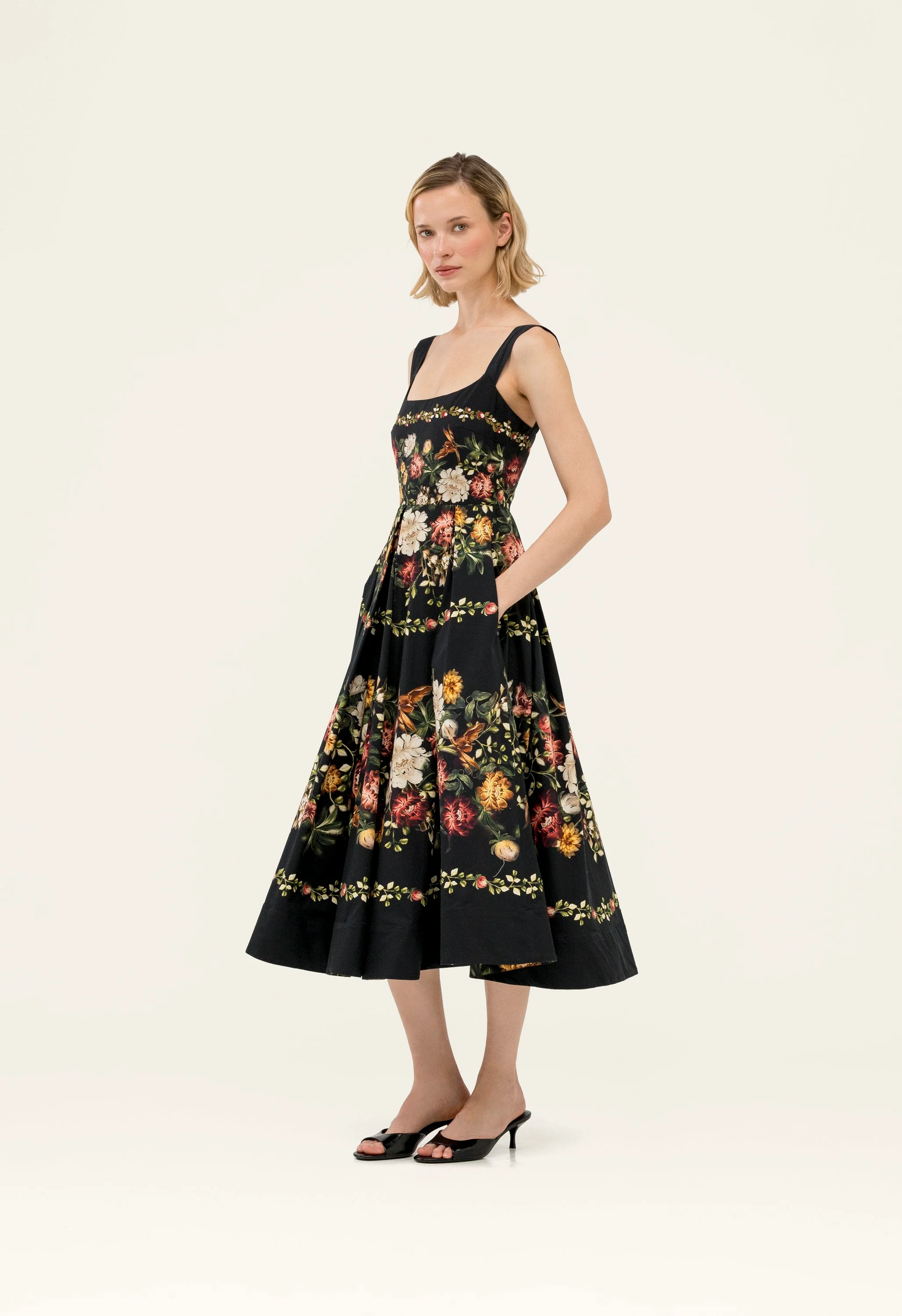 Alcaparra Paramo Midi Dress - Image 3