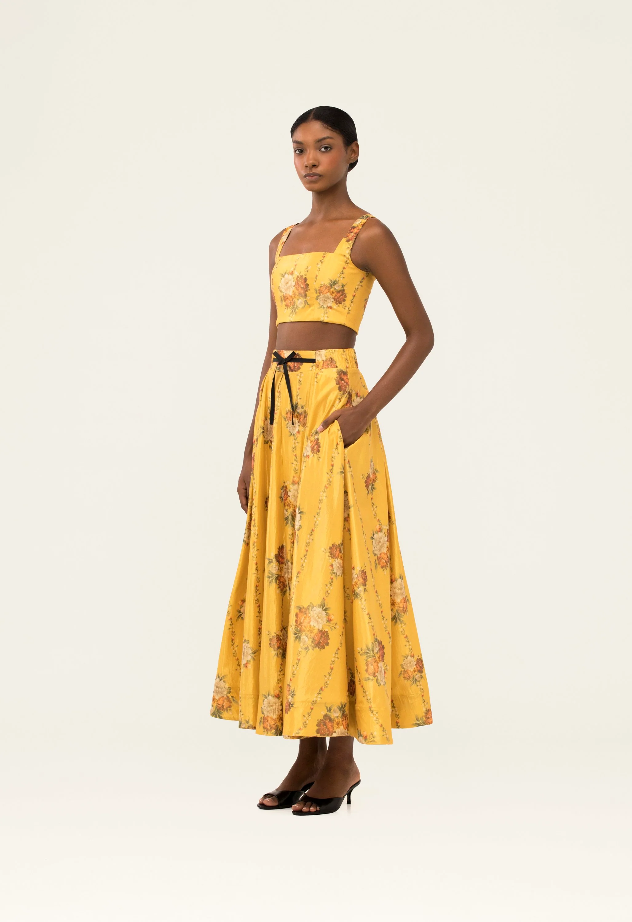 Amanda Paramo Cropped top - Image 3