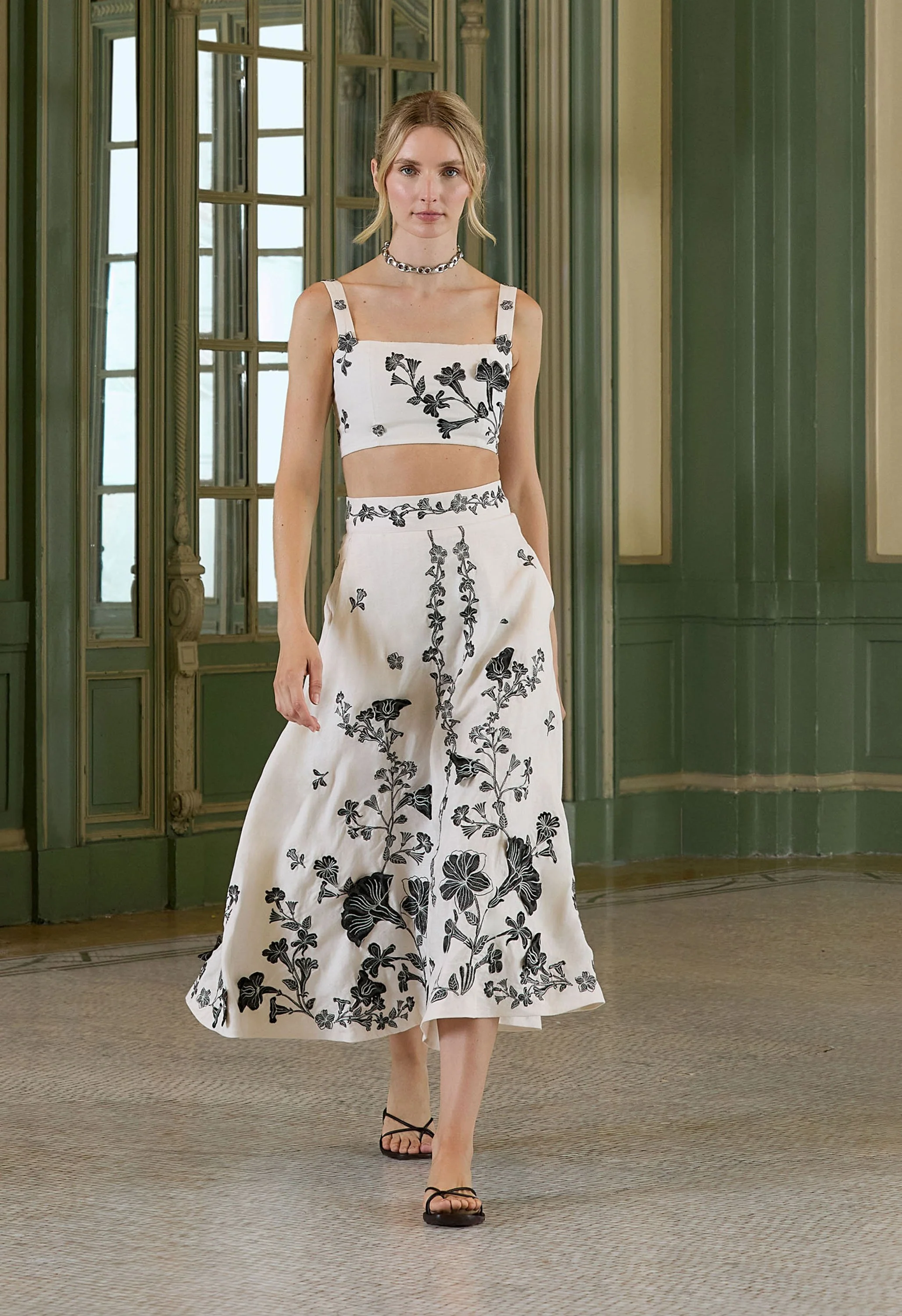 Cacao Guayacan Cropped Top - Image 2