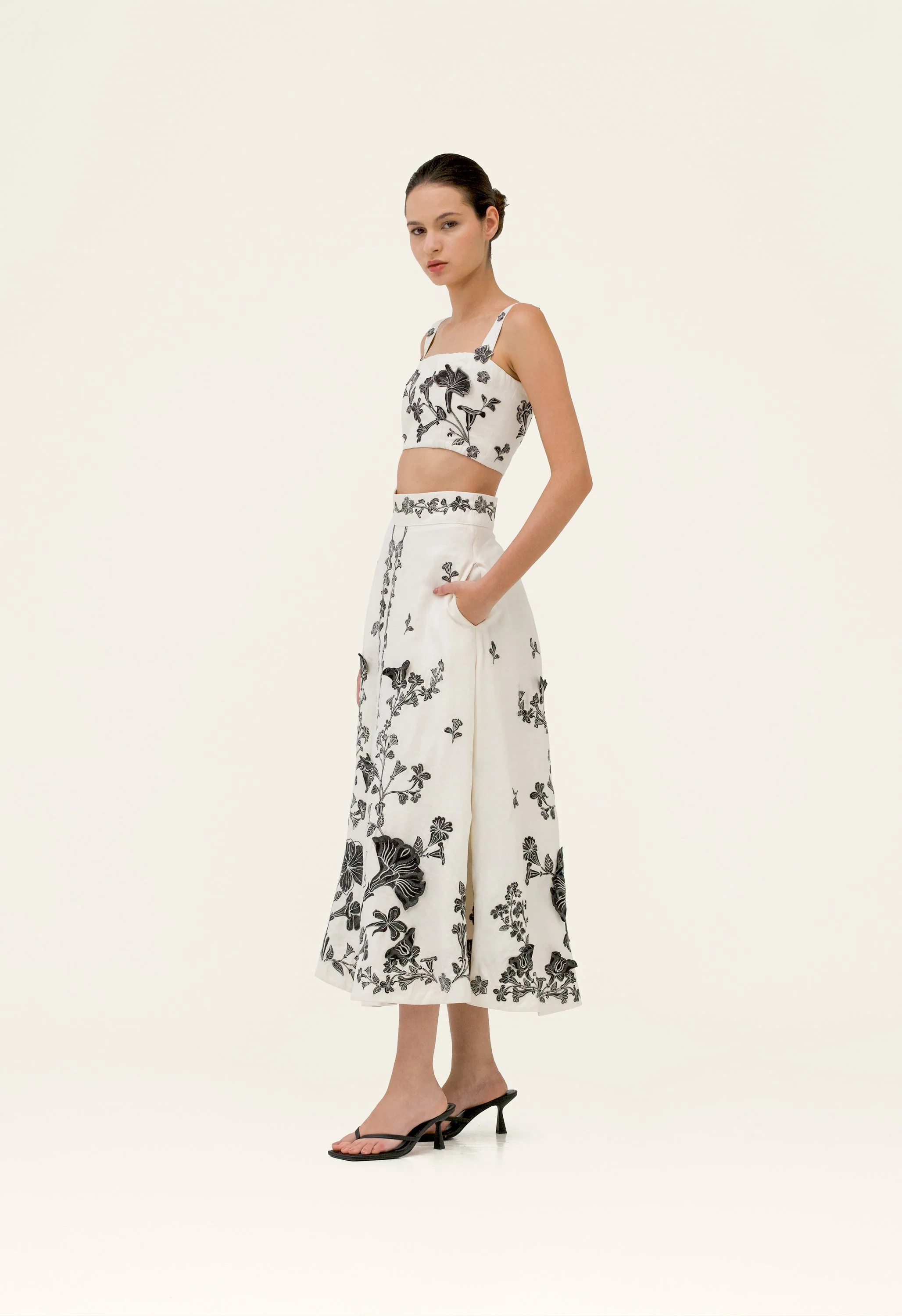 Cacao Guayacan Cropped Top - Image 3