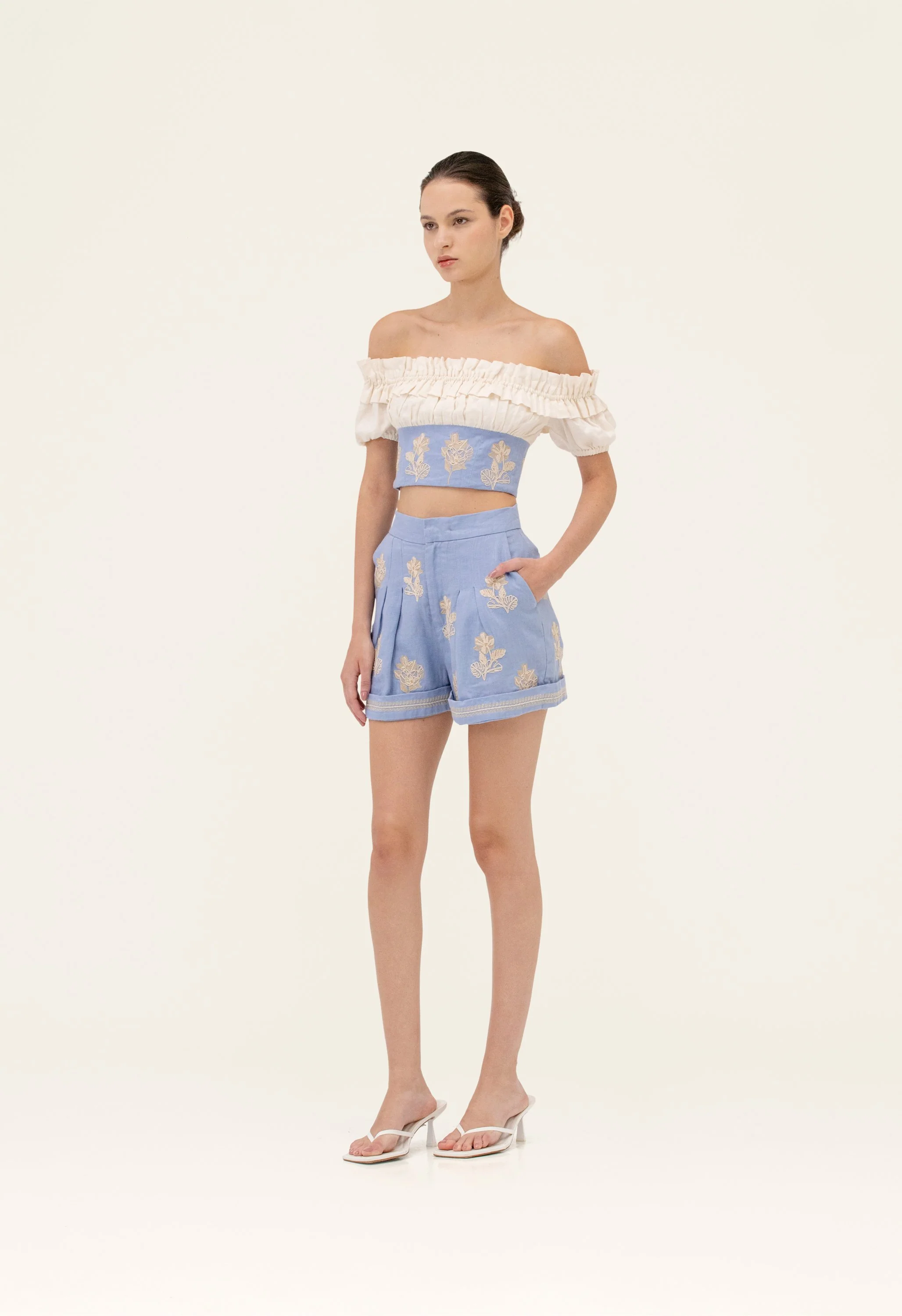 Pimienta Madera Cropped Top - Image 3
